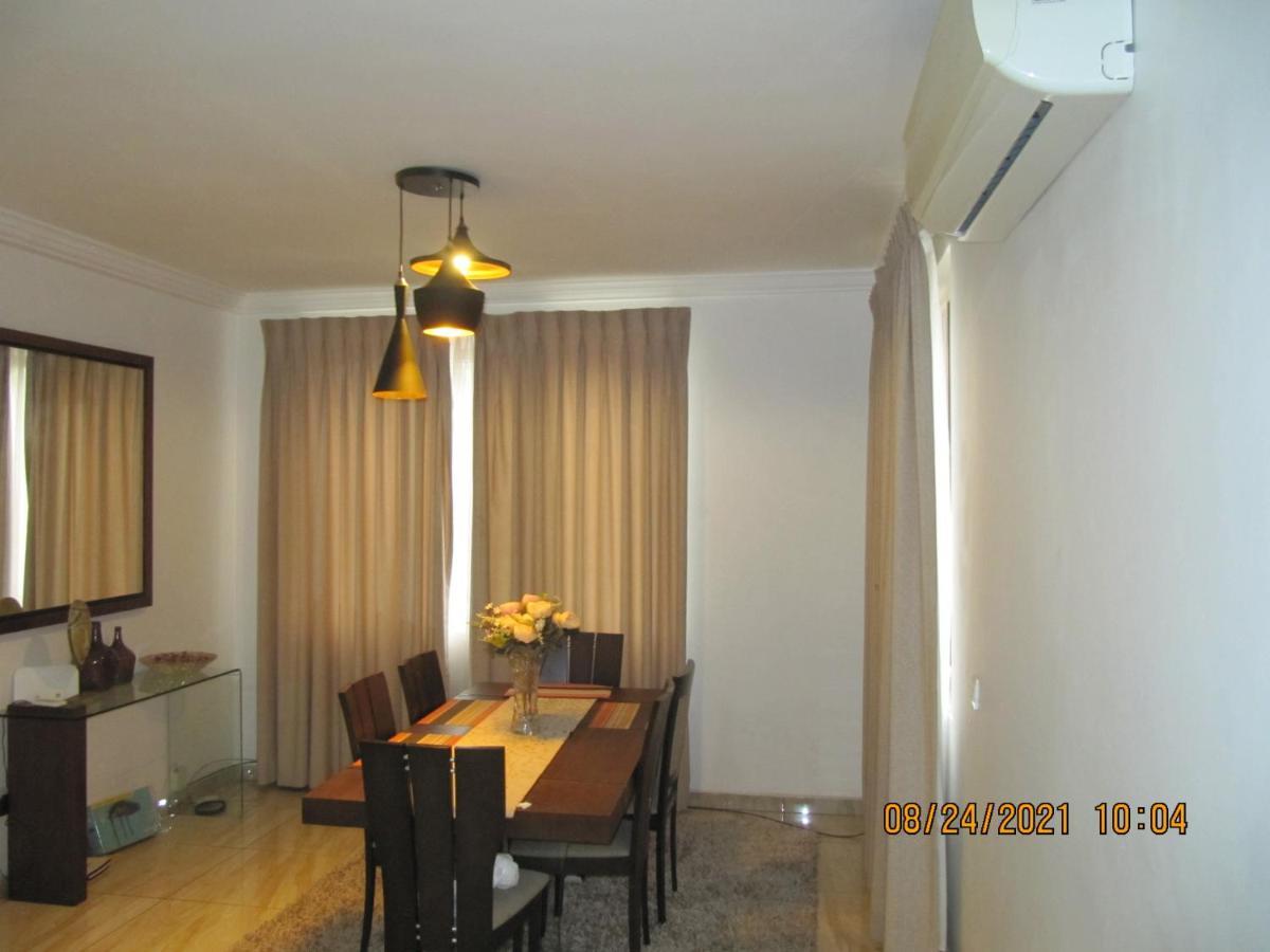 Bertha'S Court D-Plus Apartments Dzorwulu Екстер'єр фото