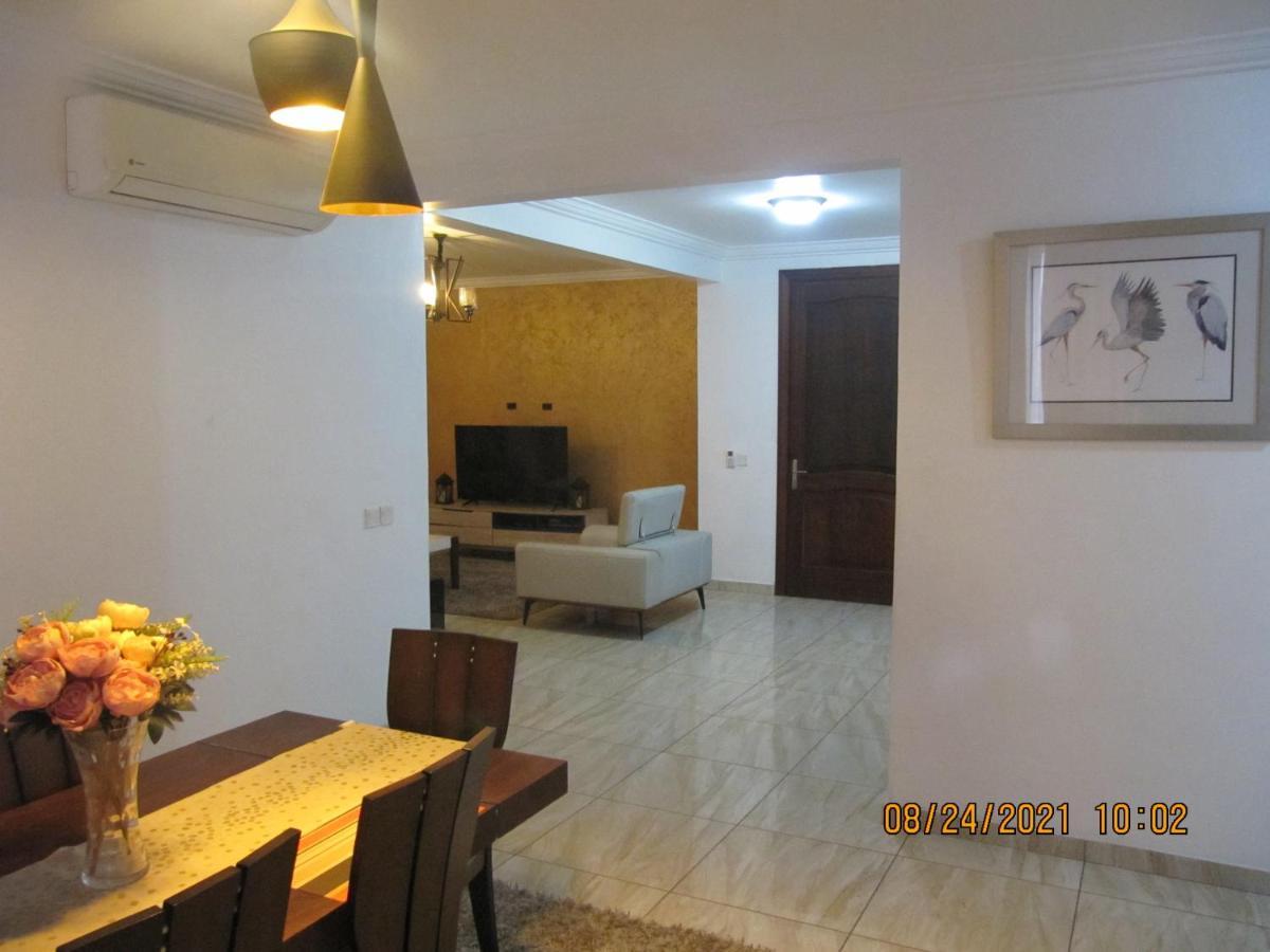 Bertha'S Court D-Plus Apartments Dzorwulu Екстер'єр фото