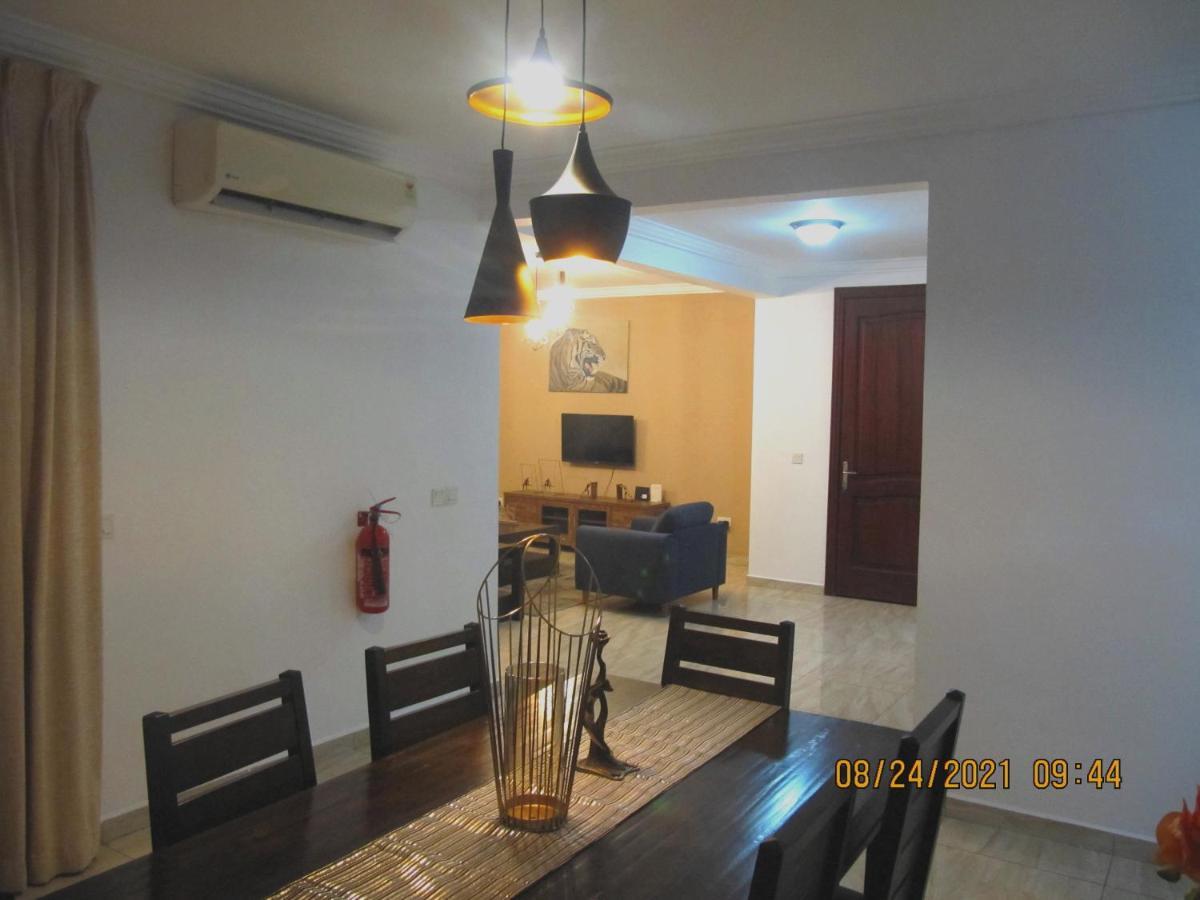 Bertha'S Court D-Plus Apartments Dzorwulu Екстер'єр фото